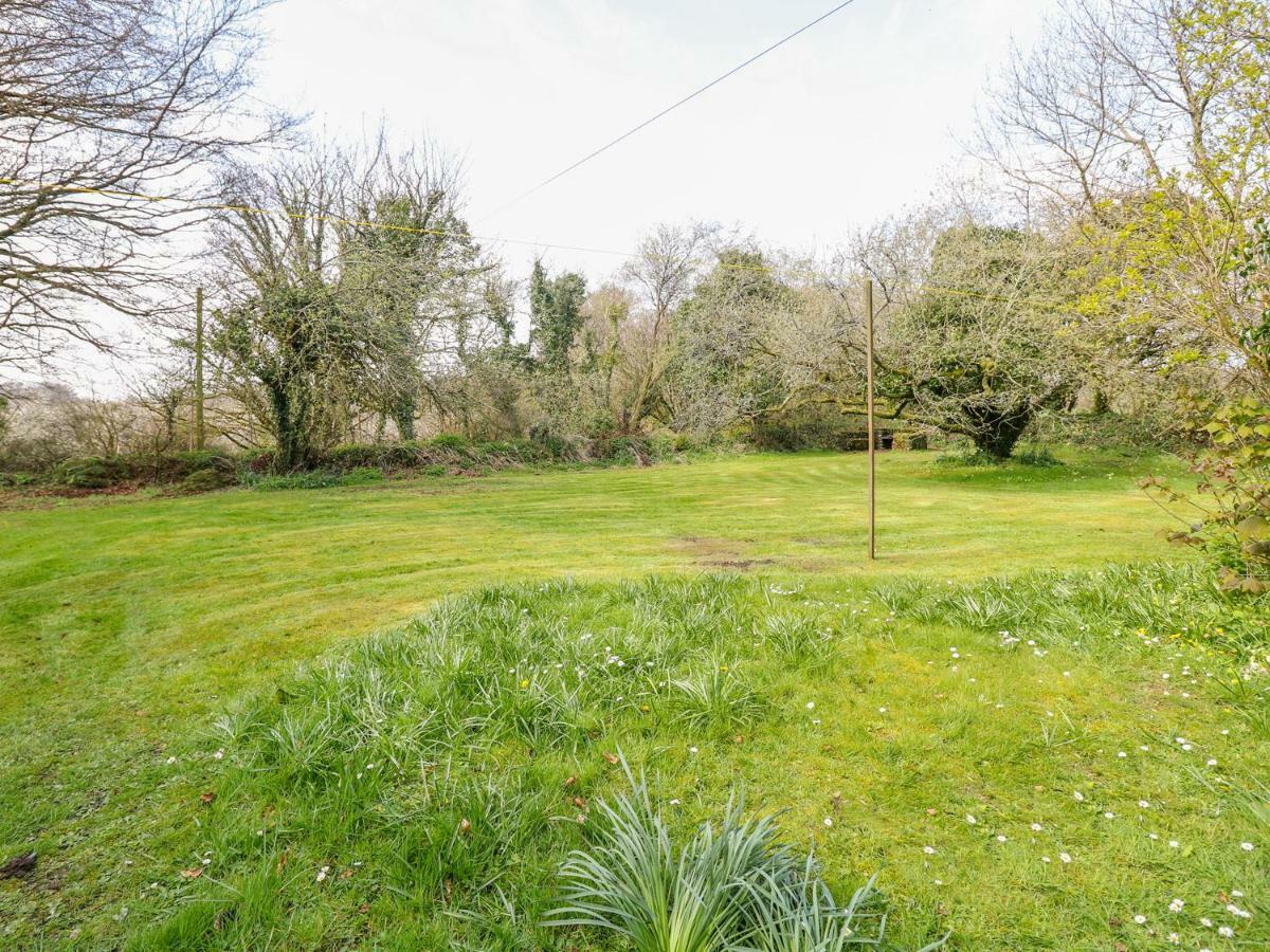 Sarah'S Cottage Camelford Exterior photo